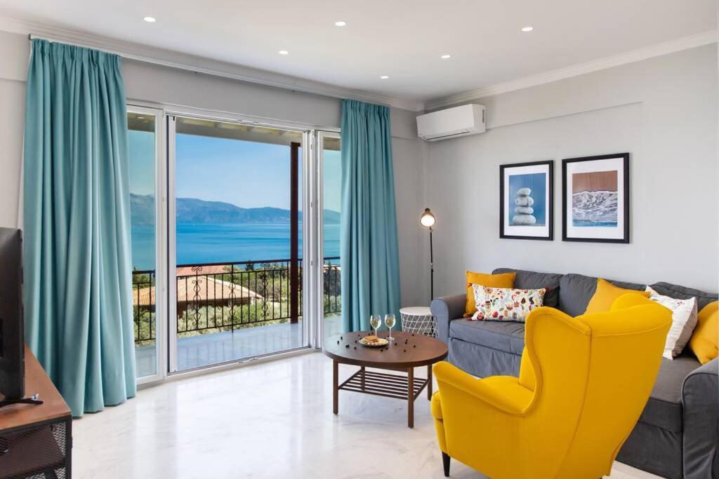 Апартаменты 2Br House In Nikiana With Stunning Sea View Экстерьер фото